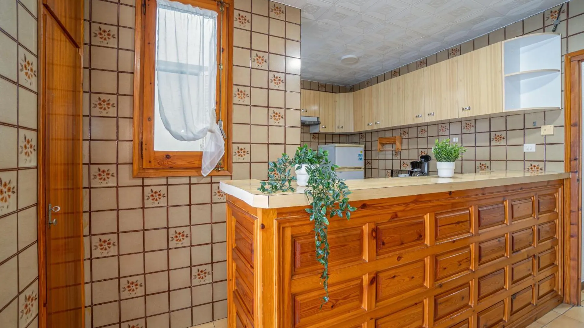 Basic Confort Apartamento Poeta Marquina 2Do 2027 Roses