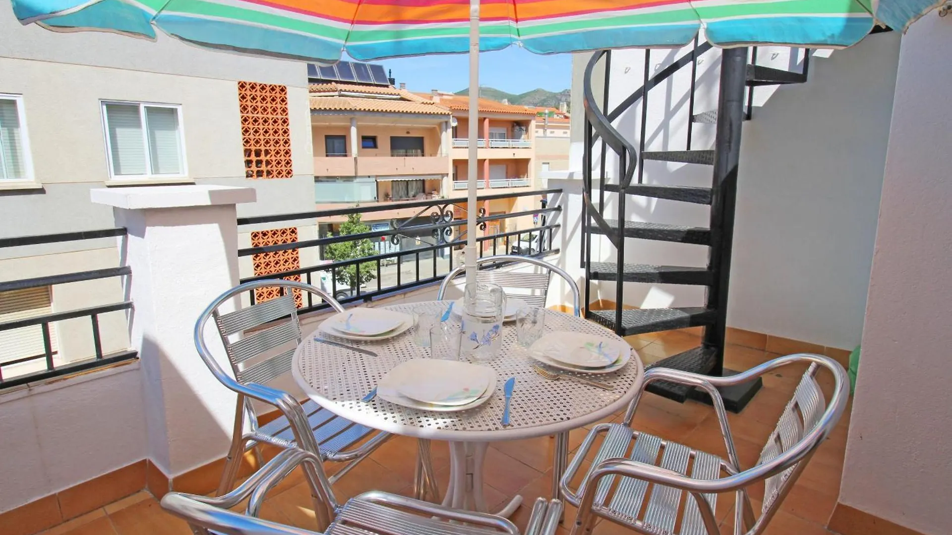 Basic Confort Apartamento Poeta Marquina 2Do 2027 Roses Appartement